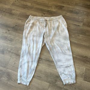 Plus size women’s gray sweatpants